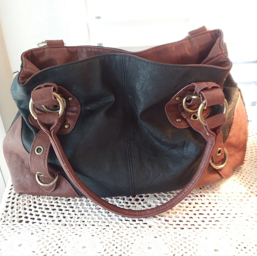 Shoulder bag